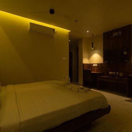 Hotel Palace View Murshidabad 外观 照片