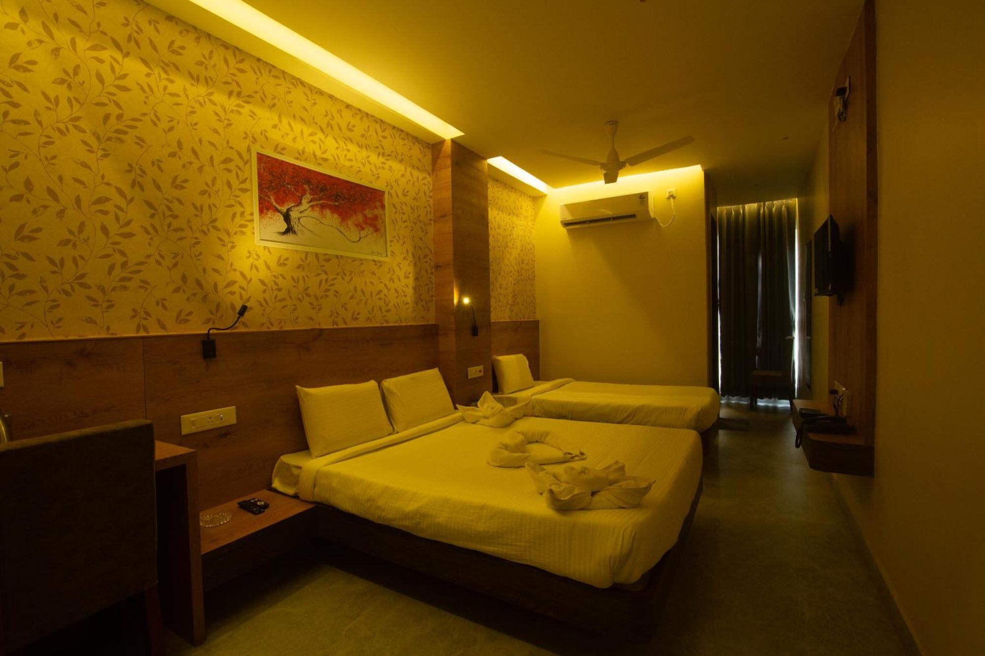Hotel Palace View Murshidabad 外观 照片