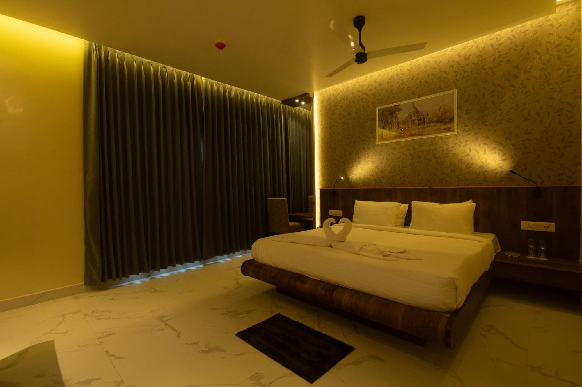 Hotel Palace View Murshidabad 外观 照片